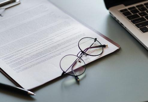 英語(yǔ)論文翻譯當(dāng)注意這些問題