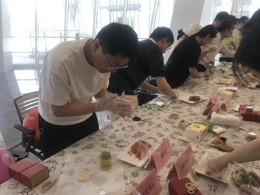 安徽譯博翻譯小伙伴參加2022年中德合作創(chuàng)新園中秋活動(dòng)|以心出發(fā)?共赴月圓