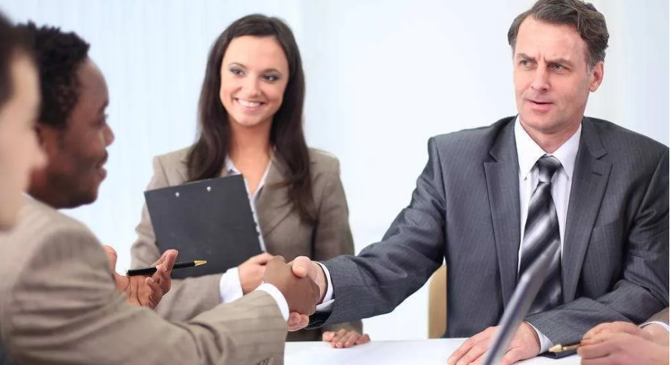 合肥資質(zhì)證書(shū)翻譯需要注意哪些地方，資質(zhì)證書(shū)翻譯怎么收費(fèi)的